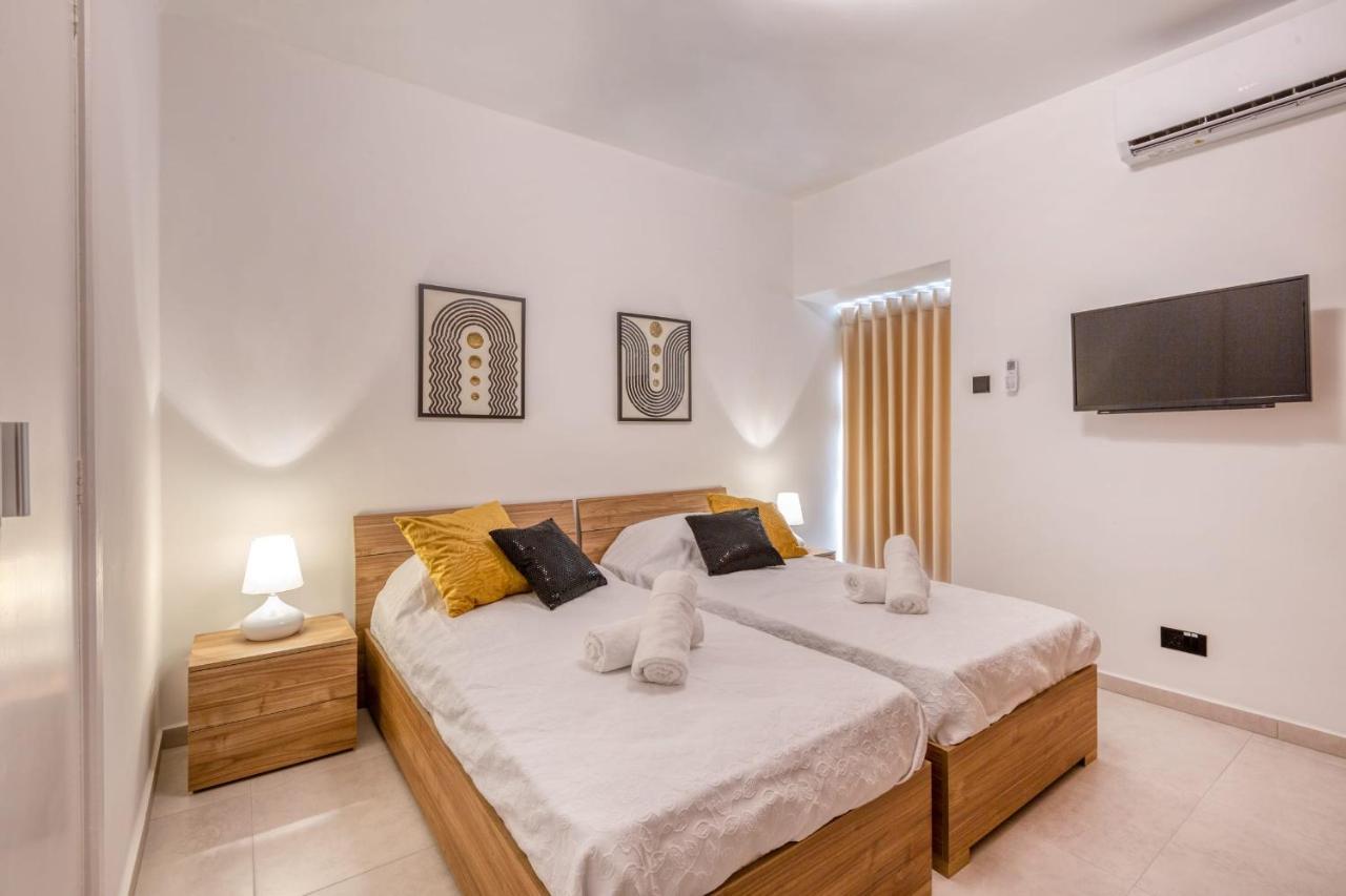 Pool Apartment Is-Swieqi Exterior foto