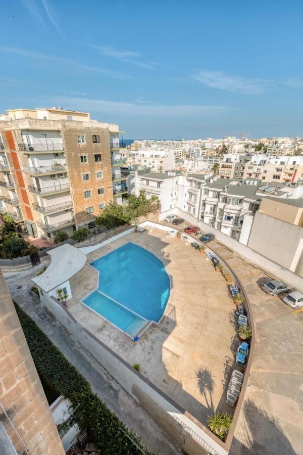 Pool Apartment Is-Swieqi Exterior foto